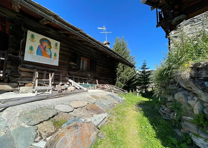 Rifugio Guide Frachey